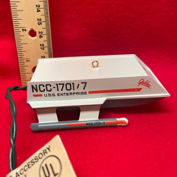 Star Trek Shuttlecraft Galileo Hallmark Ornament - Picture 10 of 11